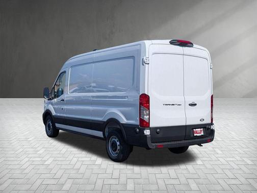 2026 Ford Transit-250 148 WB Medium Roof Cargo