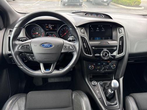 2016 Ford Focus RS Base