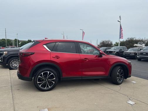2023 Mazda CX-5 Premium Plus