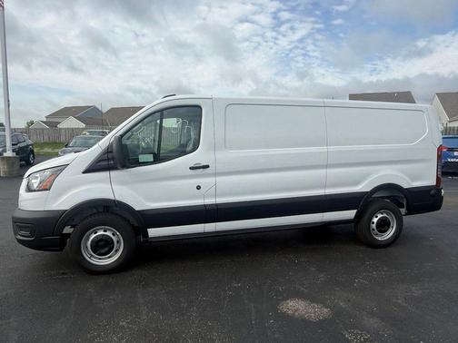 Oxford White 2026 Ford Transit-250 Base
