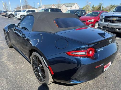 Deep Crystal Blue Mica 2024 Mazda MX-5 Miata Club