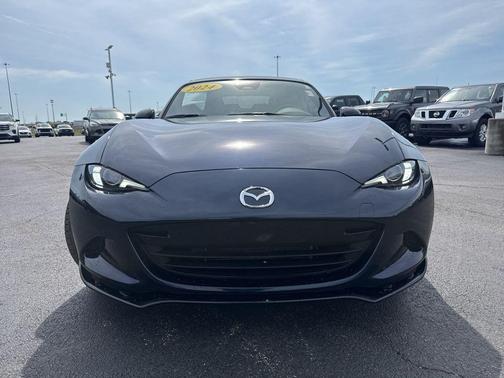 Deep Crystal Blue Mica 2024 Mazda MX-5 Miata Club