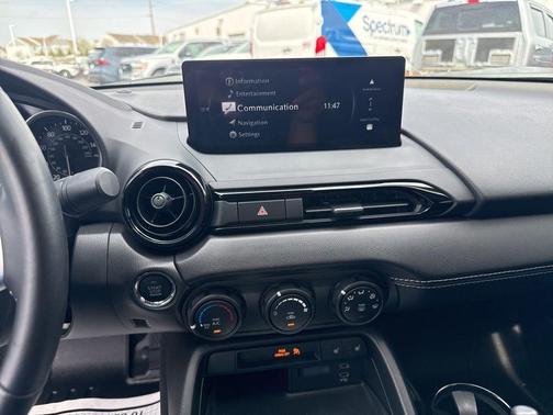 Deep Crystal Blue Mica 2024 Mazda MX-5 Miata Club