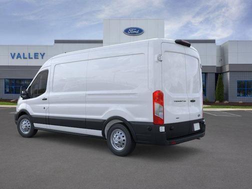 2026 Ford Transit-250 148 WB Medium Roof Cargo