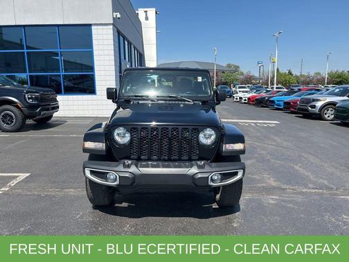 2021 Jeep Gladiator Sport