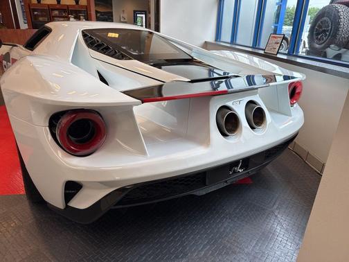 2021 Ford GT 