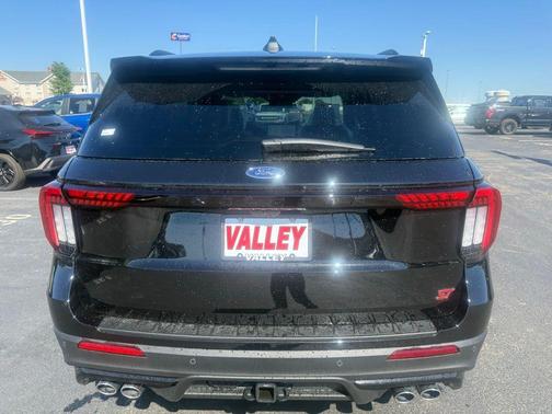 Agate Black Metallic 2026 Ford Explorer ST