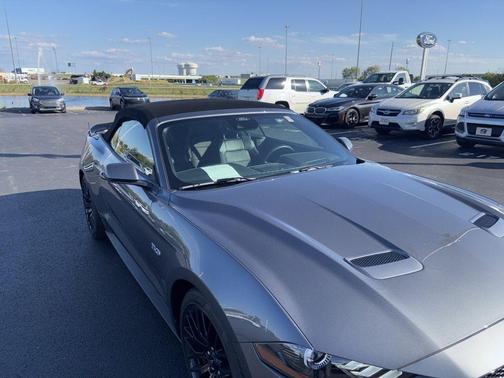 2022 Ford Mustang GT Premium