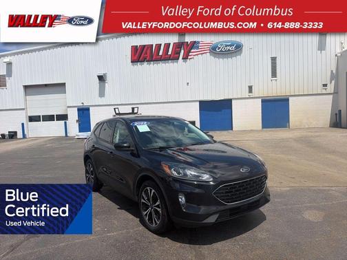 Black Metallic 2022 Ford Escape SEL