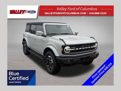 Cactus Green / Gray 2023 Ford Bronco Outer Banks