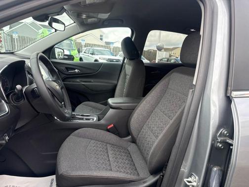 Sterling Gray Metallic 2024 Chevrolet Equinox LT