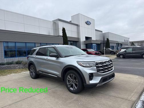 2025 Ford Explorer Active
