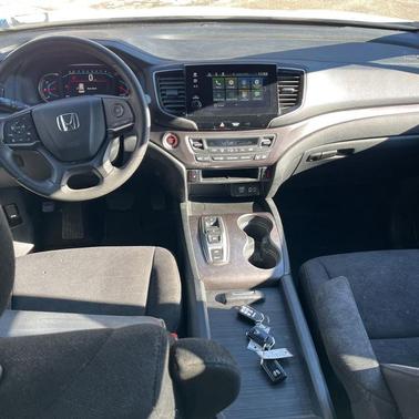 White 2022 Honda Pilot Sport