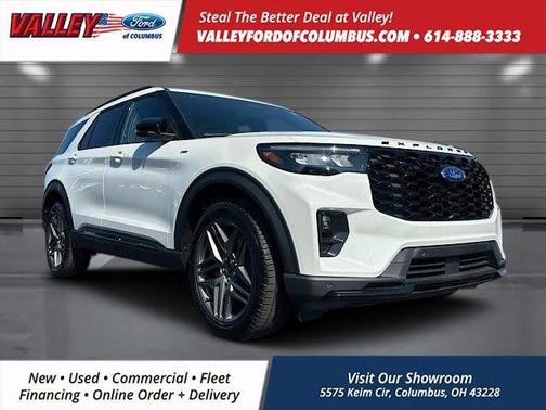 2025 Ford Explorer ST-Line