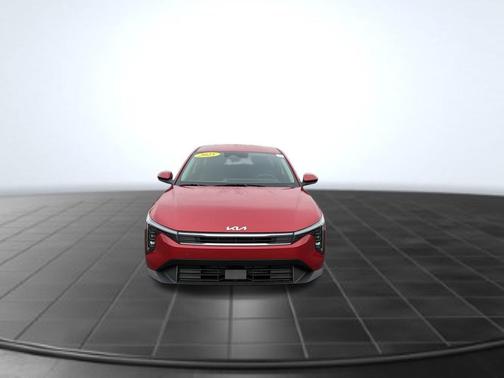 Currant Red 2025 Kia K4