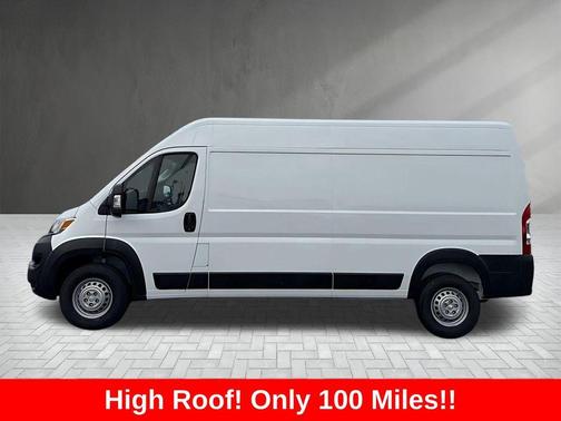 Bright White Clearcoat 2024 RAM ProMaster 2500 High Roof