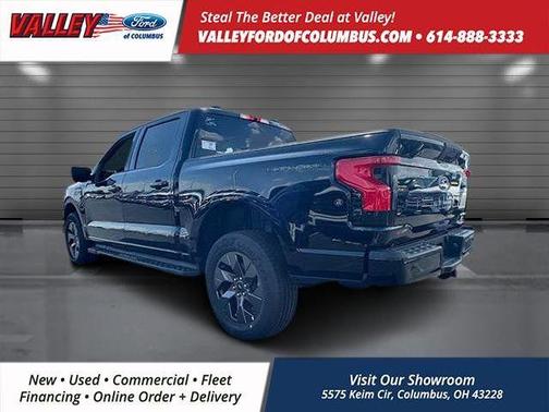 2025 Ford F-150 Lightning Flash