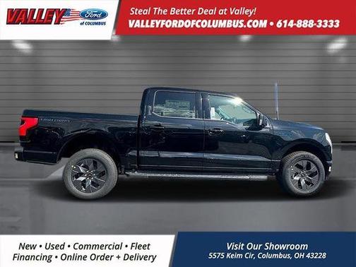 2025 Ford F-150 Lightning Flash
