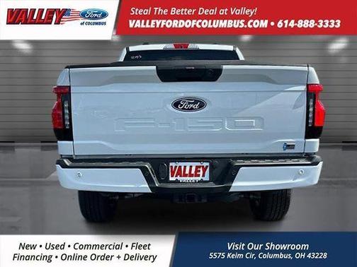 2025 Ford F-150 Lightning Flash