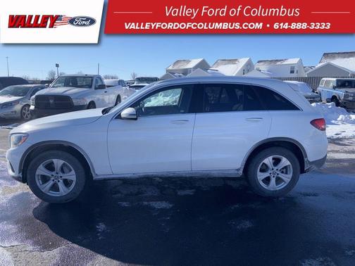 2018 Mercedes-Benz GLC 300 Base 4MATIC