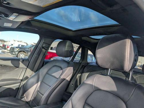 2018 Mercedes-Benz GLC 300 Base 4MATIC