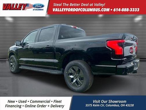 2025 Ford F-150 Lightning Flash