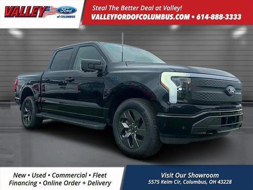 2025 Ford F-150 Lightning Flash