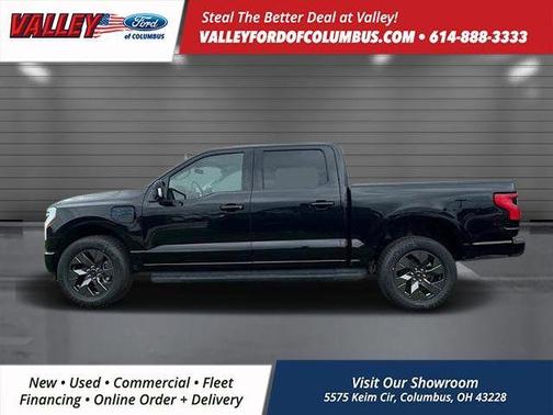 2025 Ford F-150 Lightning Flash