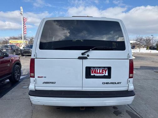 2004 Chevrolet Astro 