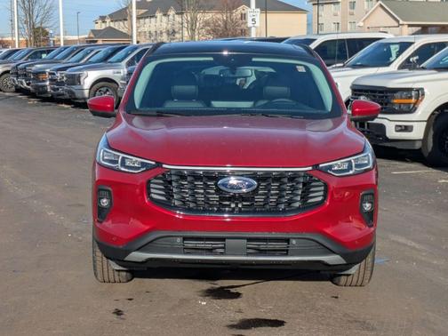 2026 Ford Escape Platinum