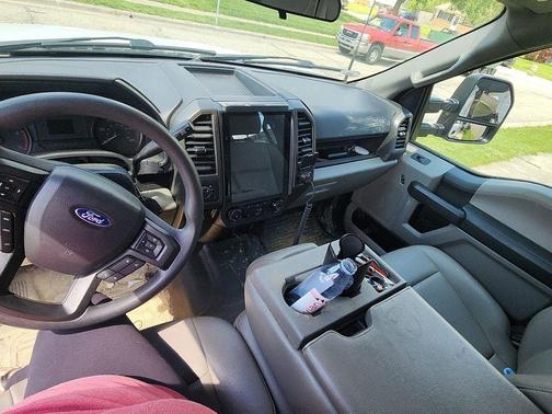 Oxford White 2022 Ford F-250 XL