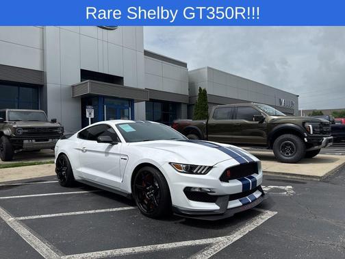 2017 Ford Shelby GT350 Base