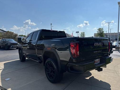 2023 GMC Sierra 2500 Denali
