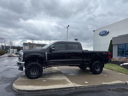 2025 Ford F-350 Lariat Super Duty