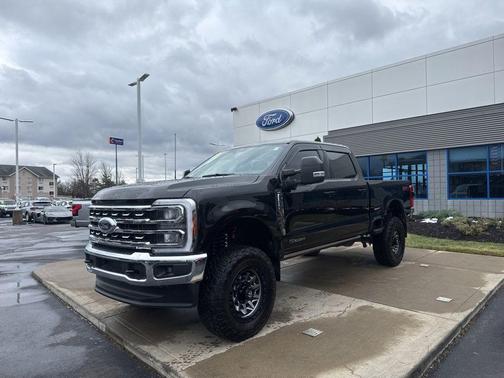 2025 Ford F-350 Lariat Super Duty