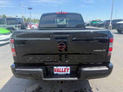 Super Black 2023 Nissan Frontier PRO-X