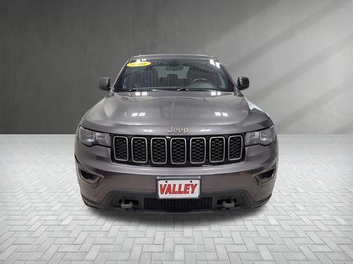 Granite Crystal Clearcoat Metallic 2016 Jeep Grand Cherokee Laredo