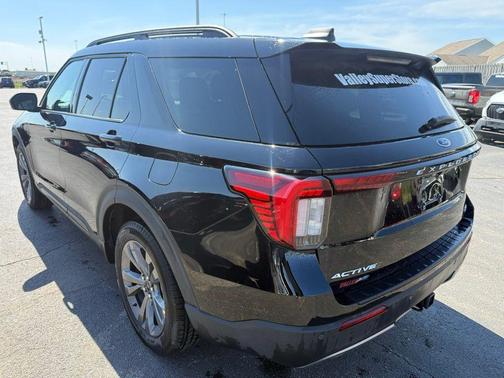 Agate Black Metallic 2026 Ford Explorer Active