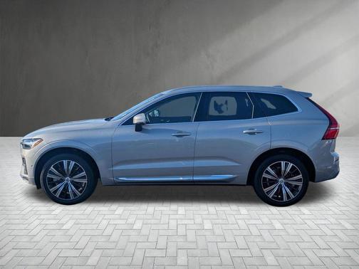 2023 Volvo XC60 B6 Ultimate Bright Theme