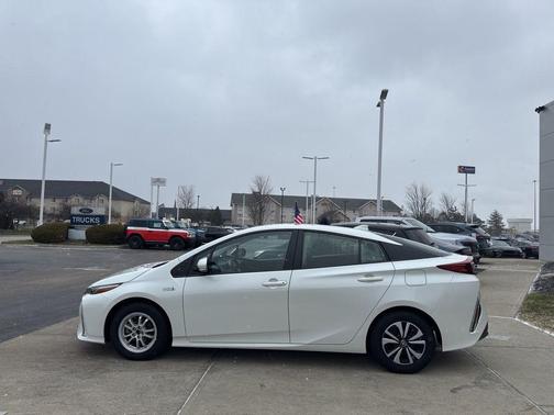 2018 Toyota Prius Prime Premium