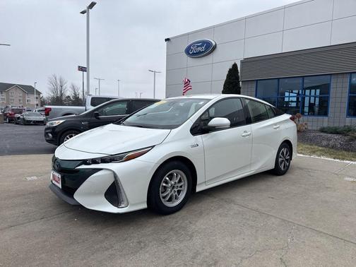 2018 Toyota Prius Prime Premium