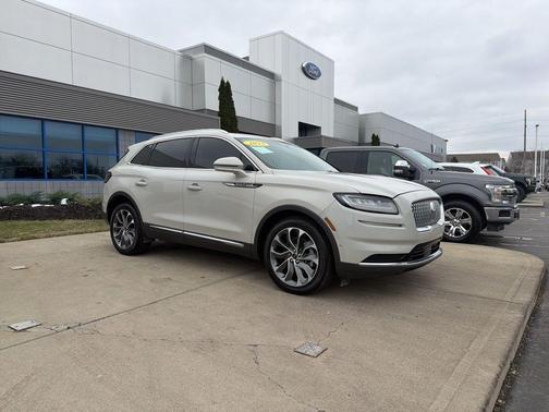 2023 Lincoln Nautilus Reserve