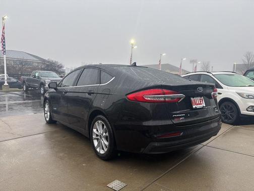 2019 Ford Fusion Hybrid SE