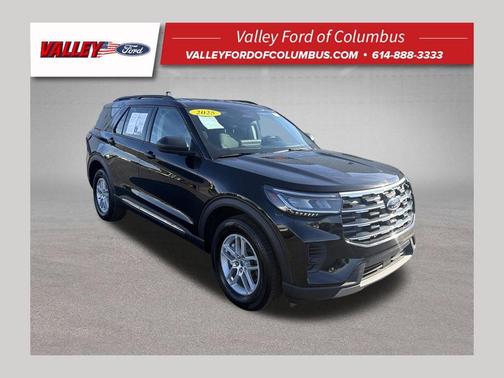 Black Metallic 2025 Ford Explorer Active