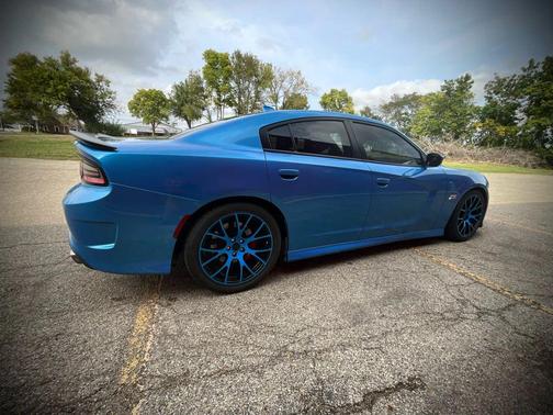 2016 Dodge Charger R/T Scat Pack