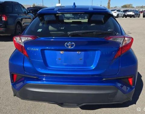 2019 Toyota C-HR XLE Sport Utility 4D