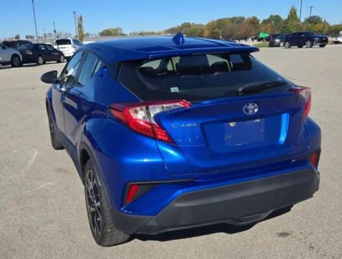 2019 Toyota C-HR XLE Sport Utility 4D
