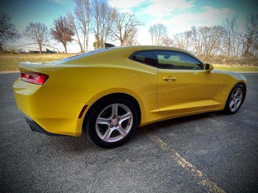 2017 Chevrolet Camaro 1LT