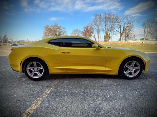 2017 Chevrolet Camaro 1LT