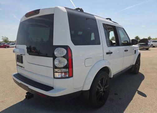 2014 Land Rover LR4 Base
